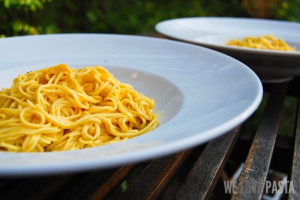 Pasta mit Safransauce: Spaghettini Zafferano