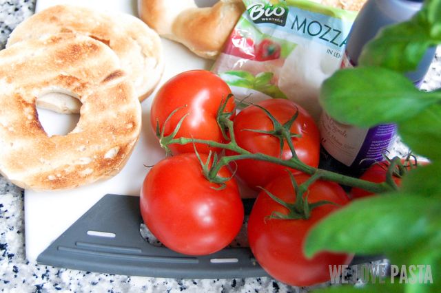 Tomate Mozzarella Bagel Zutaten