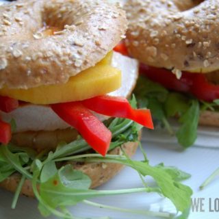 Bagel-Serie #4: Mango-Ananas-Bagel mit Sweet-Chili-Dressing