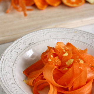 Karotten-Mandarinen-Salat mit Ingwer // Mini-Boost fürs Immunsystem