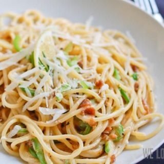 Spaghetti an Gorgonzola-Zitronen-Sauce mit Feigen und Rosmarin